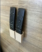Uchwyt na pilota Samsung, obok łóżka, na ścianie, 2 sztuki