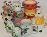 Zabytkowe figurki kolekcjonerskie kuchenne solniczka stare nie uszkodzone