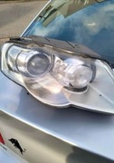 Prawa lampa bixsenon Passat b6