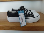 Trampki Sprandi roz. 32