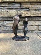 Rzeźba z sygnaturą H. Wycińskiego