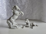 Figurki porcelanowe koń źrebak ogier  konie