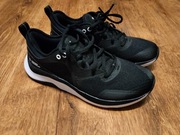 Buty damskie treningowe czarne nowe Under Armour 