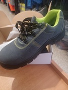 Obuwie robocze z noskiem ochronnym - lekkie