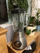 Blender Wolfa BL 1200 -pęknięta obręcz.