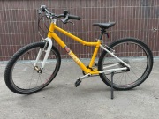 Rower WOOM 5 ORIGINAL żółty (sunny yellow), koła 24", wiek 7 - 11 lat