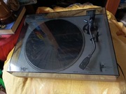 Gramofon AKAI AP-001