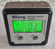 Cyfrowy miernik kątowy z podświetleniem, Wixey