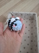 Brelok pluszowa pszczółka na szydełku 