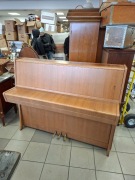 PIANINO PETROF z MODERATOREM