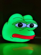Lampka LED Sad Pepe