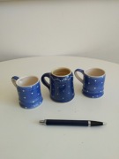 3 porcelanowe filiżanki niebieskie w kropki