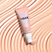 Rozświetlający podkład Waunt 40ml