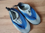 Dziecięce buty do pływania rozm. 28