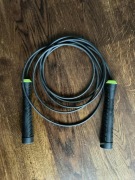 Skakanka Nike czarna