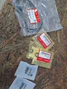 Zestaw uszczelek do regulacji zaworów Honda Africa Nt1100 Rebel1100