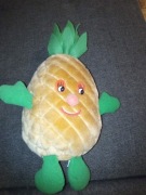 Gang Świeżaków z Biedronki Świeżak ANANAS 32cm 