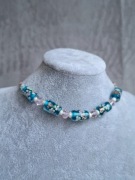 Naszyjnik z niebieskich szklanych koralików