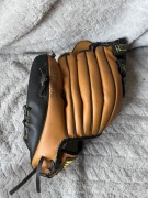 Rękawica baseballowa Brett 