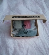 Zestaw oświetleniowy do roweru lampki LED komplet przód tył biała czerwona