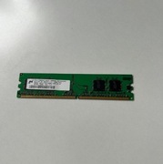 957 Pamięć RAM DDR-2 Mikron MT4HTF3264AY-53EB1 256 MB