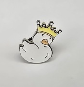 Przypinka, Król jest jeden