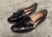 Zara mokasyny czarne lakierowane chwosty modne jesień buty 37