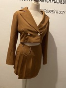 Garnitur ze spódniczką