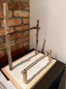 Plac zabaw dla papugi wykonany z brzozy Naturalny stojak Ręczna robota!