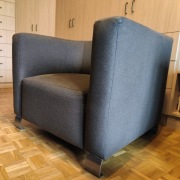 Fotel klubowy kubłowy | szeroki, wygodny | nowoczesny design | stan dobry