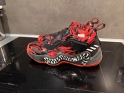 Adidas Marvel Venom Carnage 38 2/3 Stan perfect