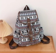 Duży plecak damski. Materiałowy Kieszenie. Pojemny. Motyw Indyjski