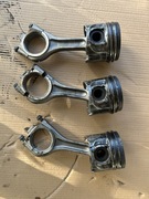 Tłok z korbowodem 204DTD 3 sztuki 