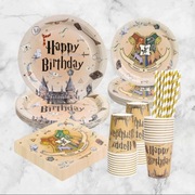 Magiczny zestaw naczyń na 