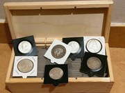 Monety ze zbioru kolekcjonera w kuferku , zbiorek 330 sztuk