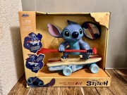 Zdalnie sterowany Stitch Surfer serfujący sup / na supie Jada NOWY PREZENT