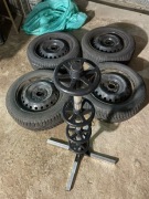 Opony koła Bridgestone Blizzak LM001 205/55R16 91H