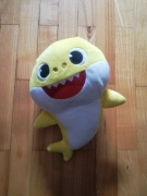 rekin pluszak przytulak