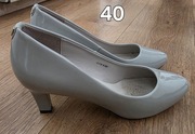 Buty na obcasie damskie 