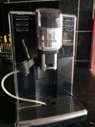 Saeco Incanto New Cappuccino - HD 8911 ciśnieniowy ekspres do kawy