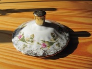 Porcelana Chodzież przykrycie cukiernicy IWONA ZŁOTA RÓŻA lata 80-te