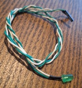 Dioda led power zielona komputera stacjonarnego z przewodem