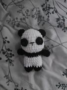 panda na szydełku pluszak maskotka amigurumi rękodzieło  
