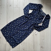 Długa granatowa sukienka midi z długim rękawem dekolt karo Missguided S