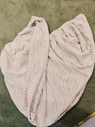 Elastyczny Pokrowiec na Sofę / Narzuta z Modnym Wzorem Fali