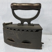 Stare żelazko na węgiel unikat 