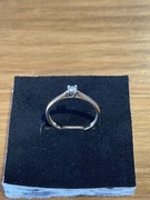 Pierścionek z żółtego i białego złota z brylantem - 0,02 ct - próba 585