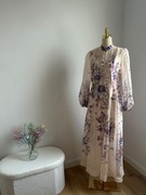 Nowa piękna sukienka w kwiatowy wzór 