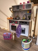 Kuchnia dziecięca z akcesoriami 
