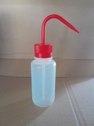 Tryskawka elastyczna LDPE 250 ml, czerwona nakrętka spryskiwacz